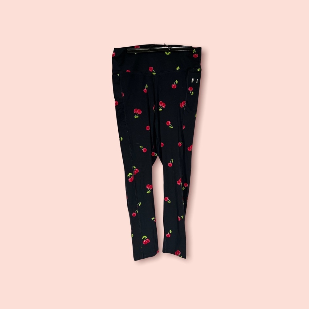 PINK Cherry Leggings Size Large